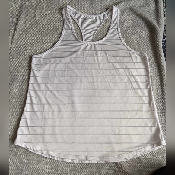 ZYIA Whitw Havana Tank - Picture 3 of 5